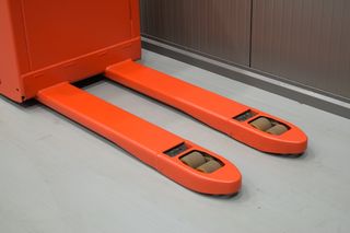 Linde 2012 Τ16-thumb-3