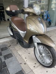 Piaggio Beverly 300 2012-thumb-1