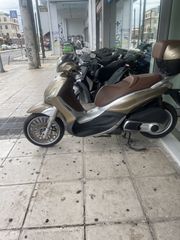 Piaggio Beverly 300 2012-thumb-3
