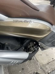 Piaggio Beverly 300 2012-thumb-11