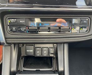 Toyota Auris 2015 1.6lt 112hp D-4D EXCLUSIVE EDITION *NAVI/ΟΘΟΝΗ/CLIMA*-thumb-39