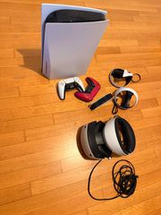 PS5 + VR2 + 2 CONTROLLERS + DUAL CHARGER + 3 GAMES