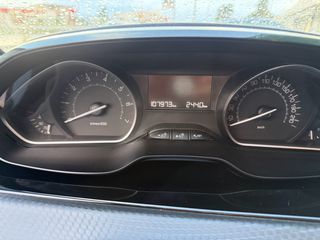 Peugeot 208 2016 1.2 PURETECH 82 STYLE-thumb-13