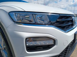 Volkswagen T-Roc 2020 ¤ 1.6 TDi ¤ DISCOVER ¤  ΕΛΛΗΝΙΚΗΣ ΑΝΤ/ΠΕΙΑΣ ¤-thumb-19