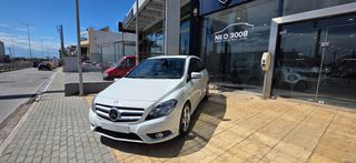 Mercedes-Benz B 200 2014 BLUEEFFICIENCY ΕΛΛΗΝΙΚΟ FULL BOOK SERVICE