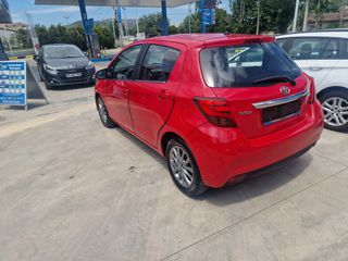 Toyota Yaris 2016 VVT-i Active-thumb-3