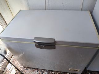 Πωλείται καταψύκτης μπαούλο Beko (HSA32520) - 315lt σε άριστη κατάσταση λόγω μετακόμισης