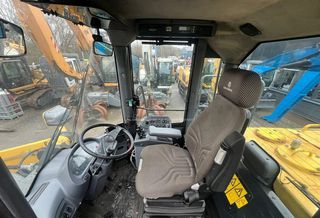 Φορτωτής Με Λάστιχα Komatsu 2006 WA 500-6-thumb-7