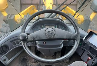 Φορτωτής Με Λάστιχα Komatsu 2006 WA 500-6-thumb-12