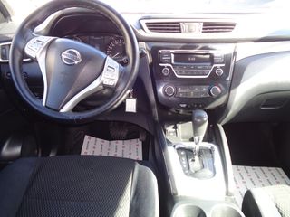 Nissan Qashqai 2016-thumb-9