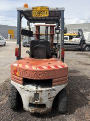 Toyota 2002 2,0-thumb-5