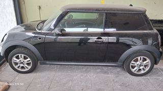 Mini one d 2012 ολόκληρο κουφάρι χωρις κινητήρα