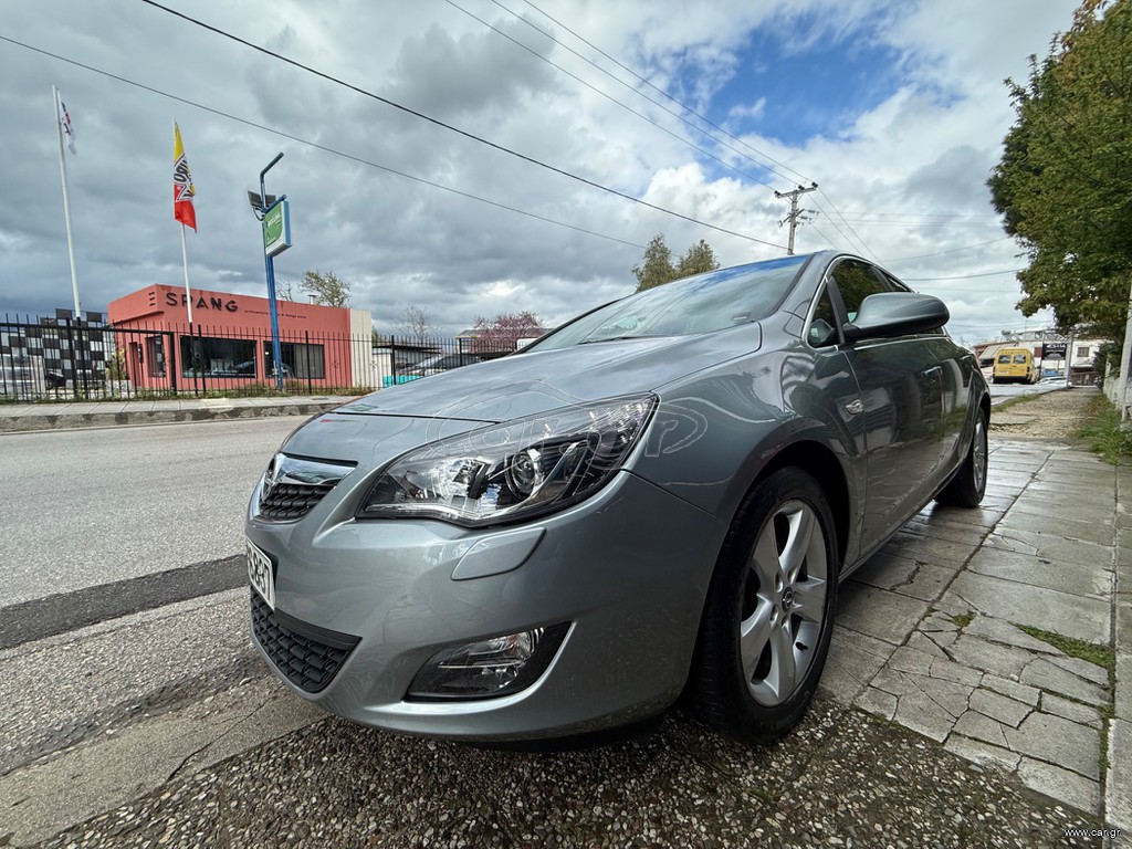 Opel Astra 2010 TURBO 180HP SPORT 1.600