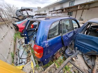 Toyota RAV4 2001–2006 Ανταλλακτικά ΑΠΟ 4 ΑΥΤΟΚΙΝΗΤΑ | Πίσω τμήμα, Πόρτες, Ζάντες, Τζαμόπορτες | 3θ/5θ Facelift - Pre-Facelift-thumb-8