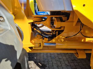 Φορτωτής Με Λάστιχα Liebherr 2010 L 514 Stereo-thumb-20