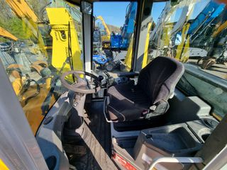 Φορτωτής Με Λάστιχα Liebherr 2010 L 514 Stereo-thumb-25
