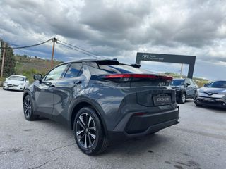 Toyota C-HR 2026 CHR C - LUB 1.8-thumb-2