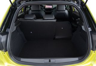Peugeot 208 2026 1.2i 12v Pure Tech Hybrid Style Plus e-DSC6-thumb-5