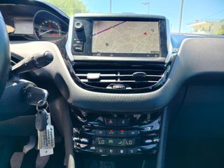 Peugeot 208 2018 1.2 PURETECH 110 ALLURE PACK-thumb-5