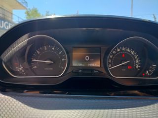 Peugeot 208 2018 1.2 PURETECH 110 ALLURE PACK-thumb-4