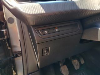 Peugeot 208 2018 1.2 PURETECH 110 ALLURE PACK-thumb-8