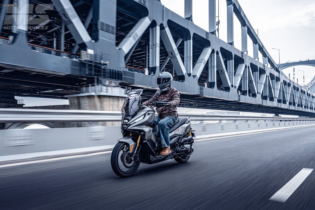 Voge 2026 SR450X