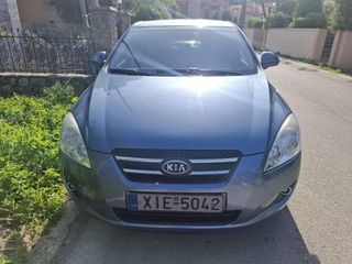 Kia Ceed / cee'd 2008-thumb-1