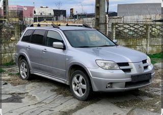 Mitsubishi Outlander 2006 Για ανταλλαγή με οικόπεδο