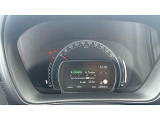 Toyota Aygo 2023 X-PLAY CLIMA SMART KEY-thumb-17