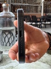 iPhone 15 pro max-thumb-4