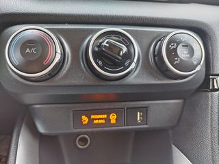 Toyota Yaris 2021 ACTIVE STEEL-thumb-11