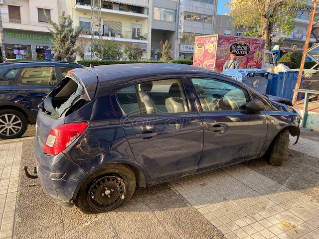 Opel Corsa 2010 1.2 (ΜΕ ΖΗΜΙΑ )ΓΙΑ ΚΥΚΛΟΦΟΡΙΑ Η ΑΝΤΑΛΛΑΚΤΙΚΑ