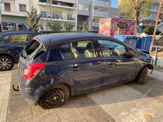 Opel Corsa 2010 1.2 (ΜΕ ΖΗΜΙΑ )ΓΙΑ ΚΥΚΛΟΦΟΡΙΑ Η ΑΝΤΑΛΛΑΚΤΙΚΑ