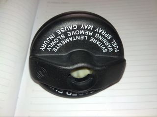 ΤΑΠΑ ΒΕΝΖΙΝΗΣ FIAT ALFA ROMEO LANCIA 46738095 46820586-thumb-1