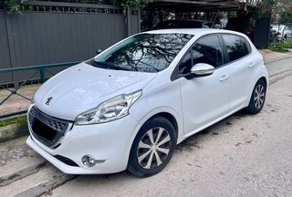 Peugeot 208 2013