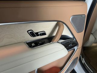 Land Rover Range Rover 2024 SV-thumb-41