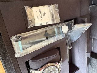 OMEGA SPEEDMASTER-thumb-9