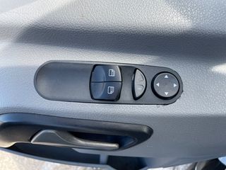 Σασί Mercedes-Benz 2012 516-thumb-14