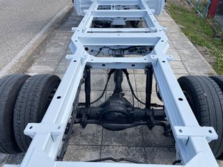 Σασί Mercedes-Benz 2012 516-thumb-10