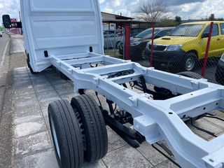 Σασί Mercedes-Benz 2012 516-thumb-9
