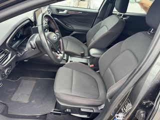 Ford Focus 2020 ST-LINE-thumb-11