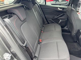Ford Focus 2020 ST-LINE-thumb-17