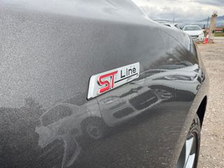 Ford Focus 2020 ST-LINE-thumb-27