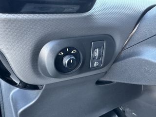 Citroen C4 Cactus 2014-thumb-32