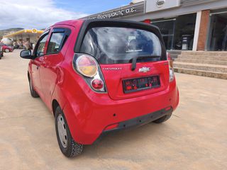 Chevrolet Spark 2011 1,0 L-thumb-3