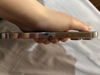 iPhone 14 pro-thumb-4