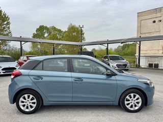 Hyundai i 20 2016-thumb-5
