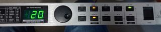 Behringer Virtualizer DSP-1000 Πολυεφέ-thumb-11