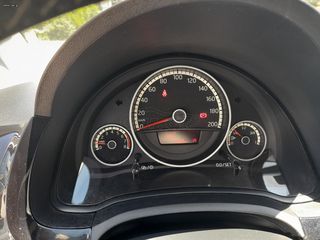 Volkswagen Up 2015 1.0 High up! BlueMotion Tech-thumb-15