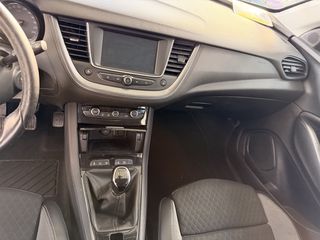 Opel Grandland X 2018 TURBO EDITION-thumb-16